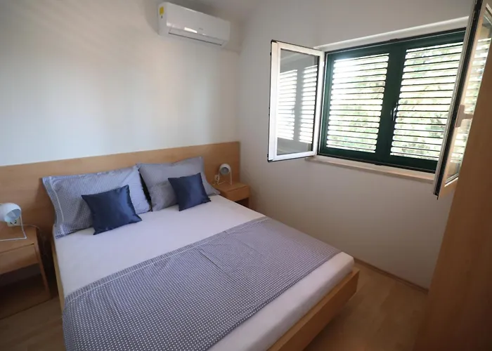 Apartment 1 *